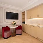 Studio Deluxe - Five Stars